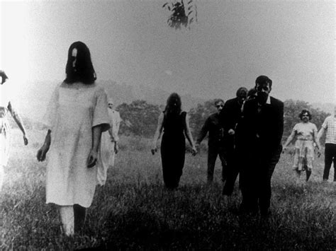 Night of the Living Dead!  Ein zeitloser Klassiker des Horror-Genres voller Schockmomente und sozialer Kritik